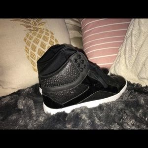 Pastry sneakers/hip hop shoes